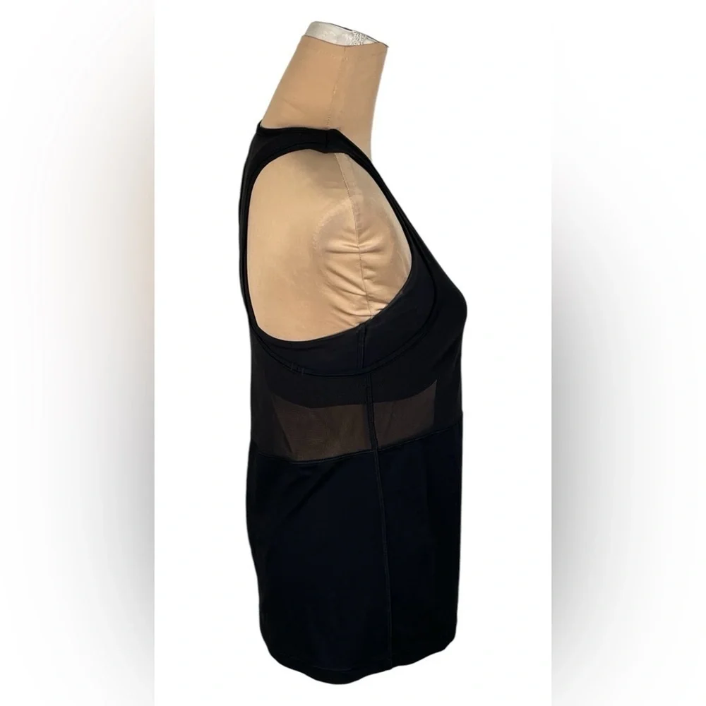 Lululemon Fast As Light 2-In-1 Tank Black Size 6